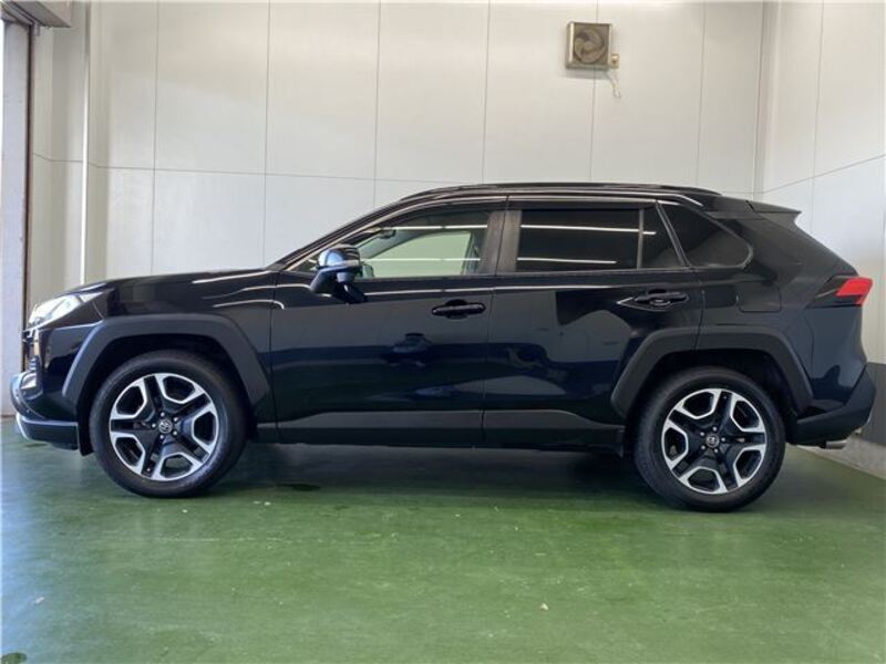 RAV4