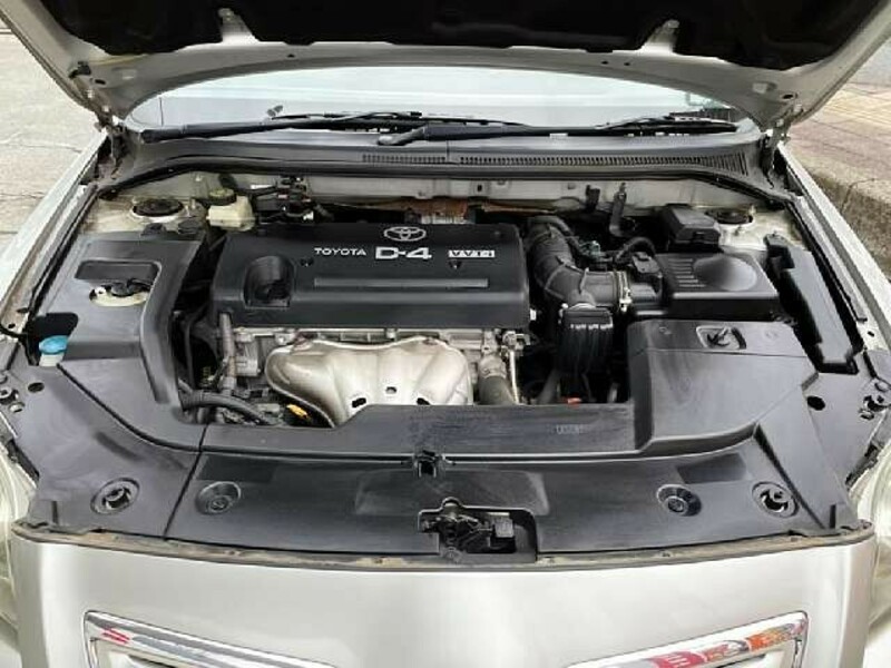 AVENSIS