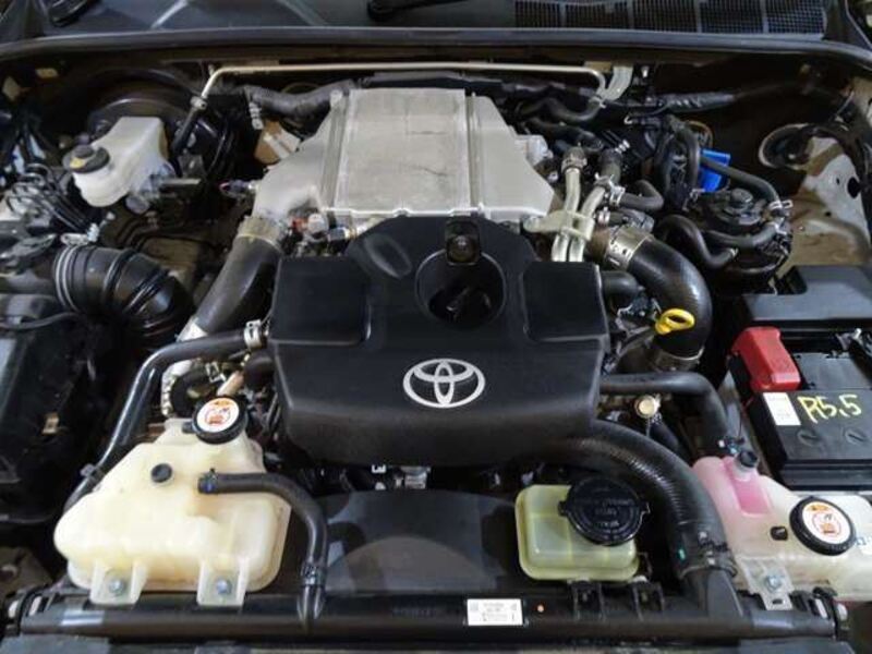 HILUX