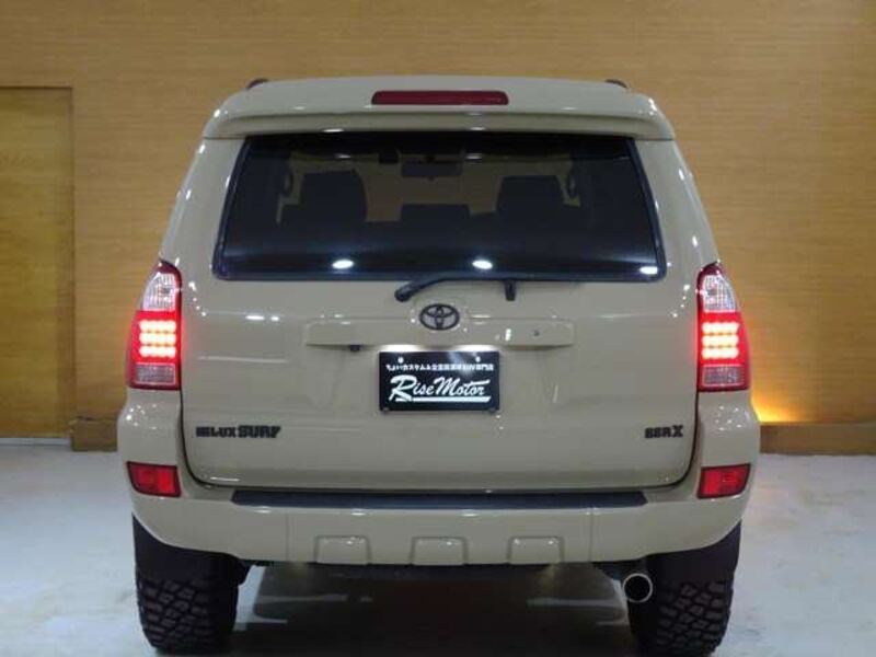 HILUX SURF