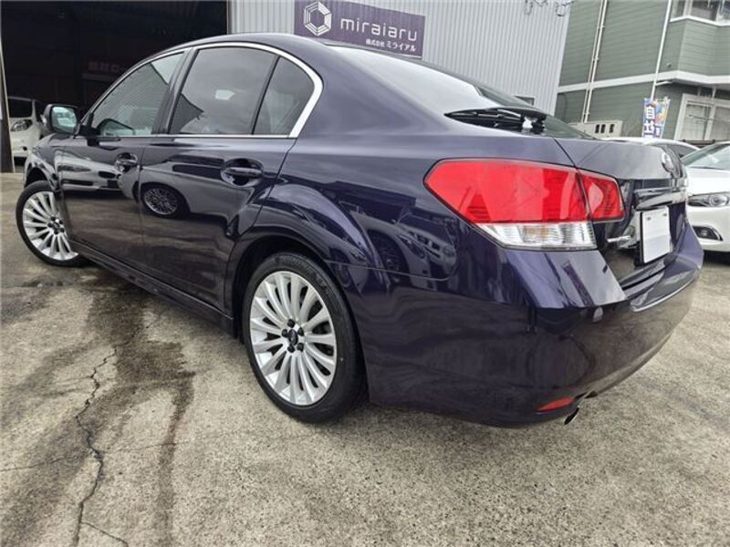 LEGACY B4