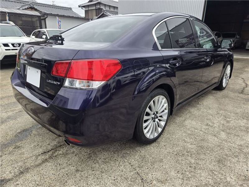 LEGACY B4
