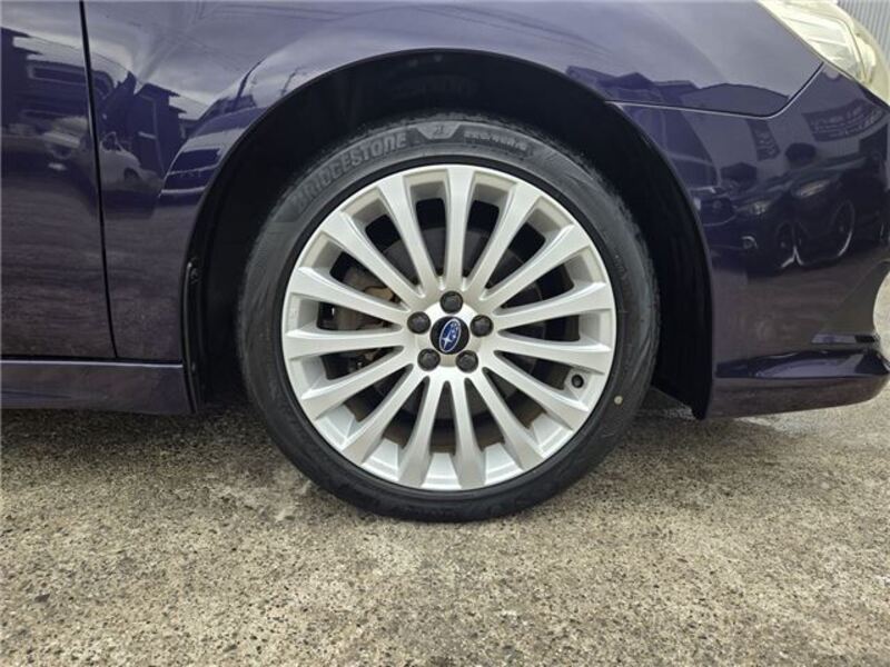 LEGACY B4