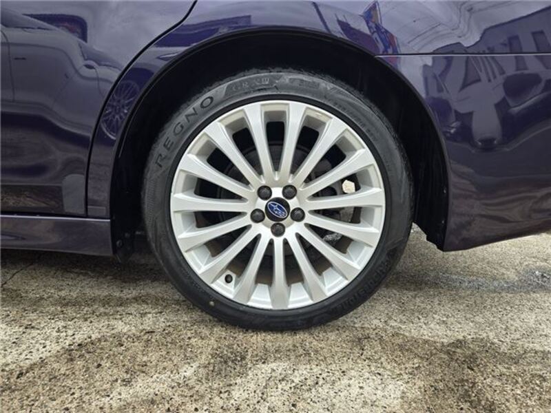 LEGACY B4