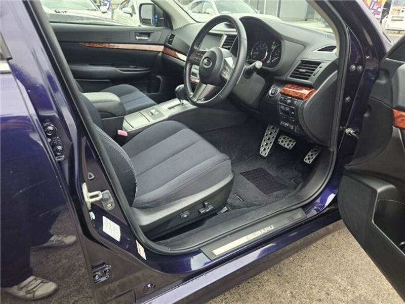 LEGACY B4