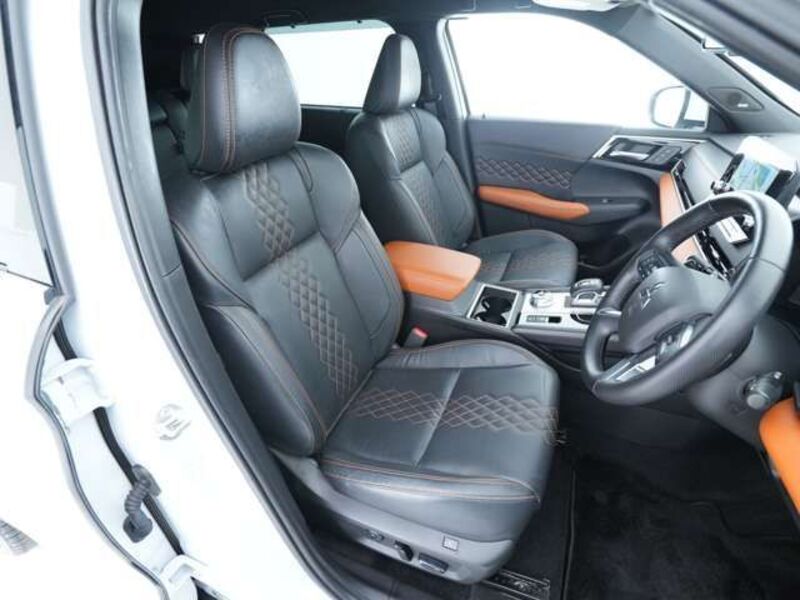OUTLANDER PHEV