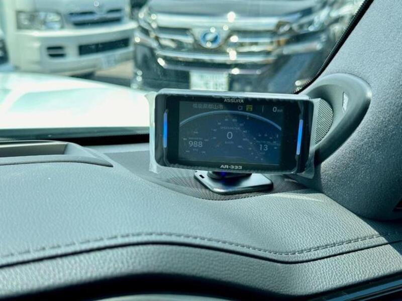 LAND CRUISER