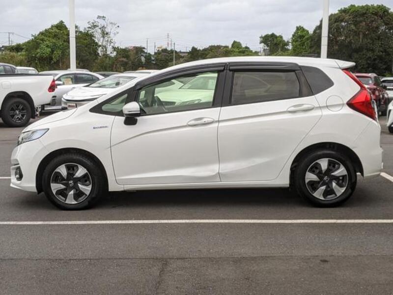FIT HYBRID