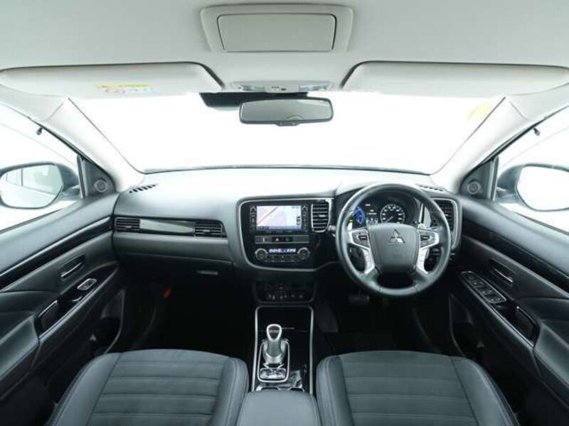 OUTLANDER PHEV