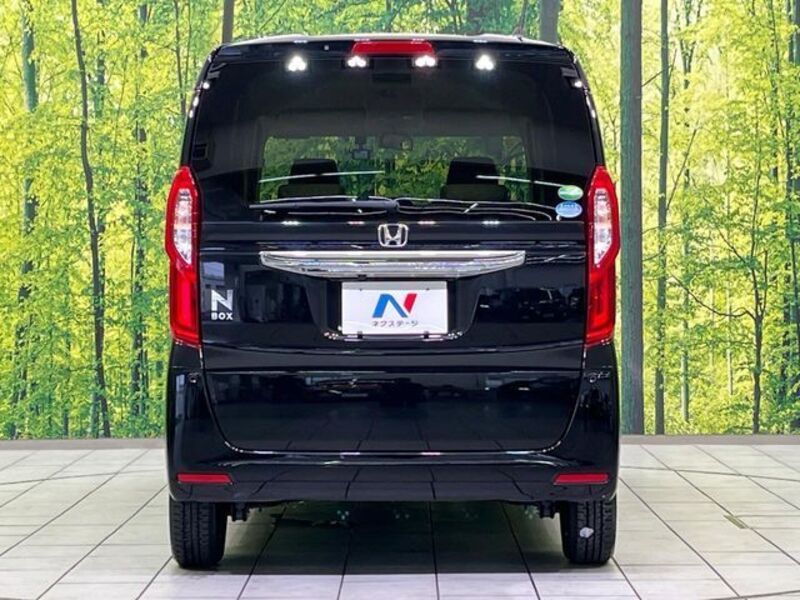 N BOX
