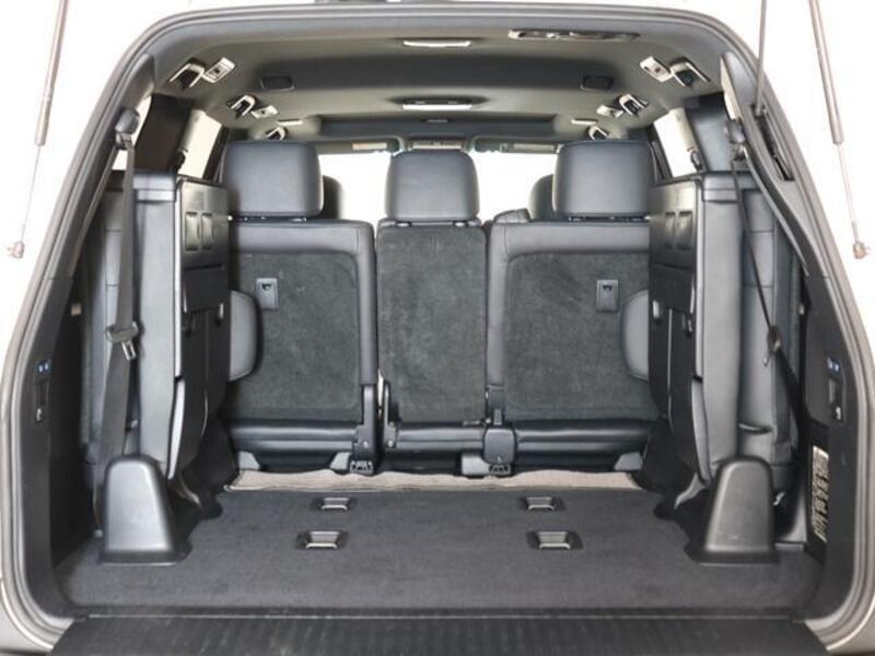 LAND CRUISER