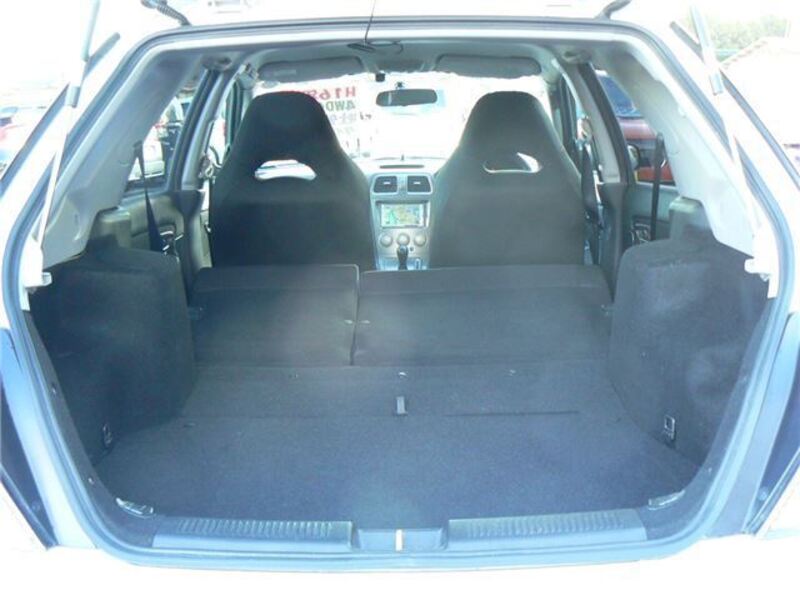 IMPREZA SPORTSWAGON