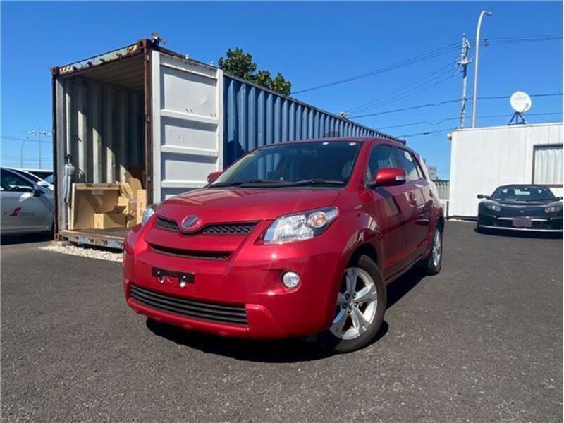 TOYOTA IST