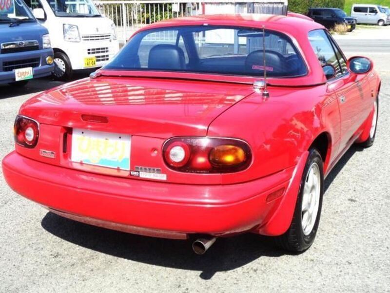 EUNOS ROADSTER