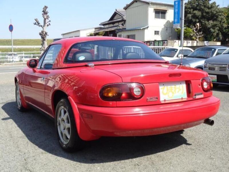 EUNOS ROADSTER