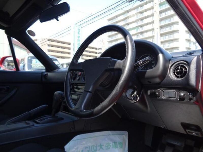 EUNOS ROADSTER