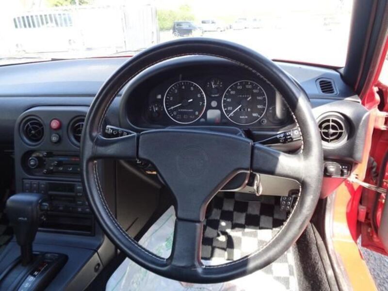 EUNOS ROADSTER