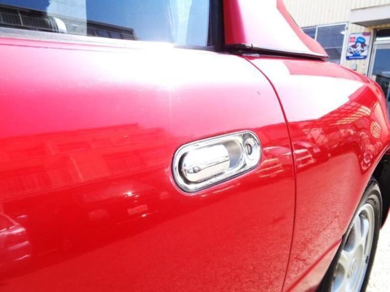 EUNOS ROADSTER