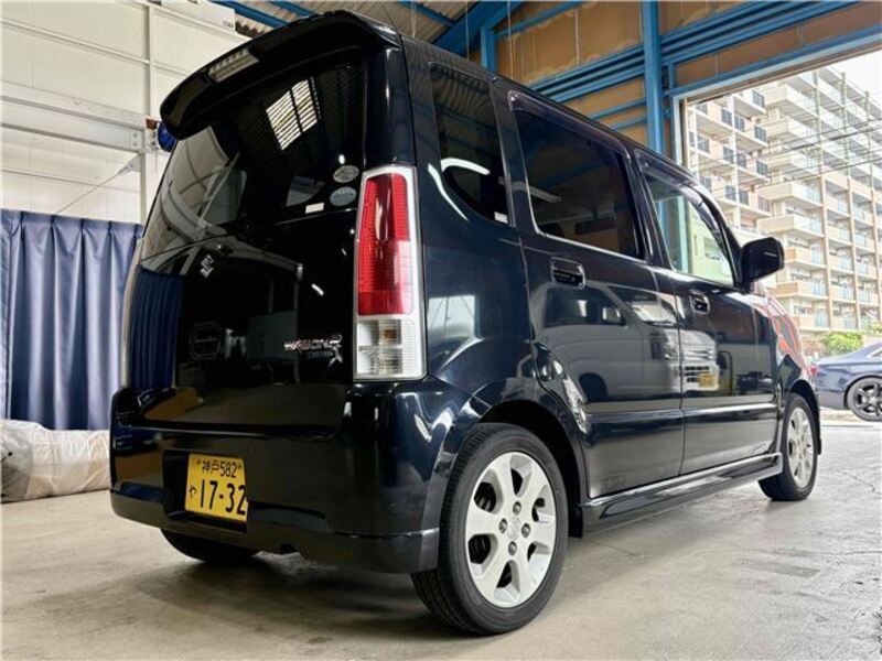 WAGON R