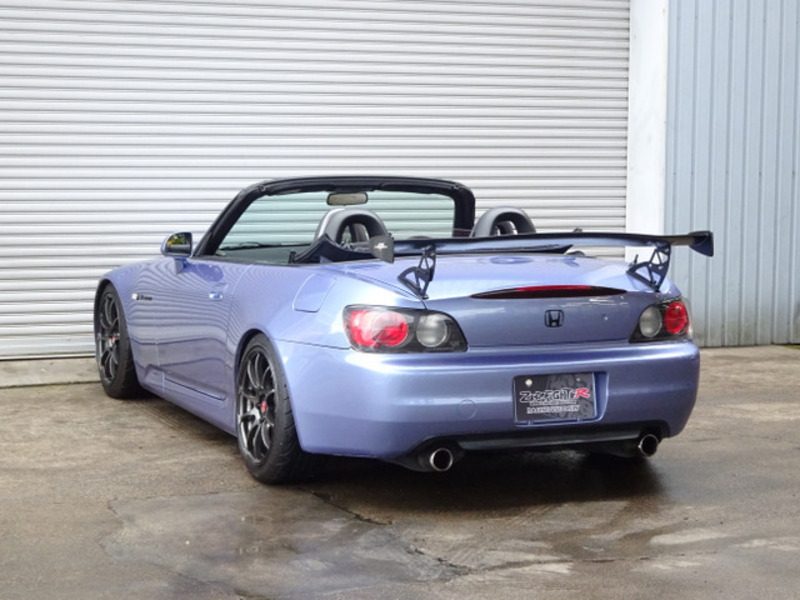 S2000