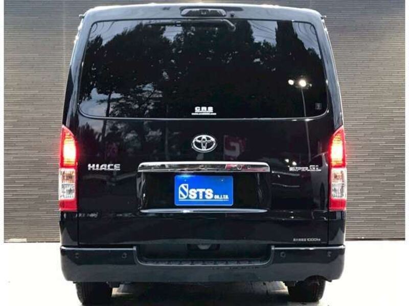 HIACE VAN