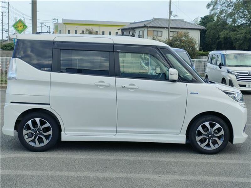 DELICA D2