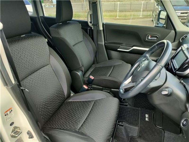 DELICA D2