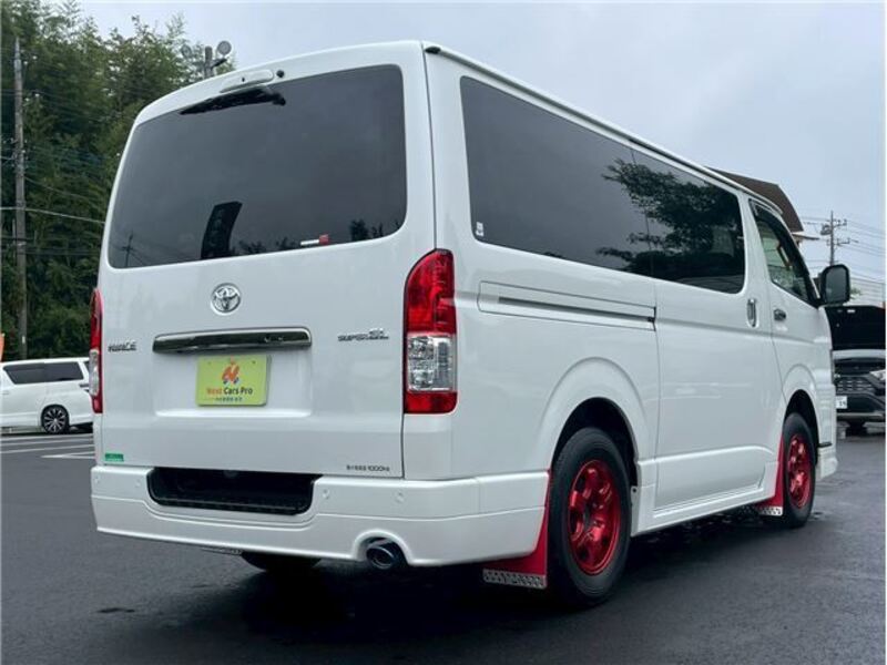 HIACE