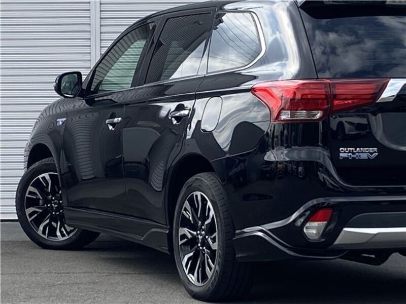 OUTLANDER PHEV
