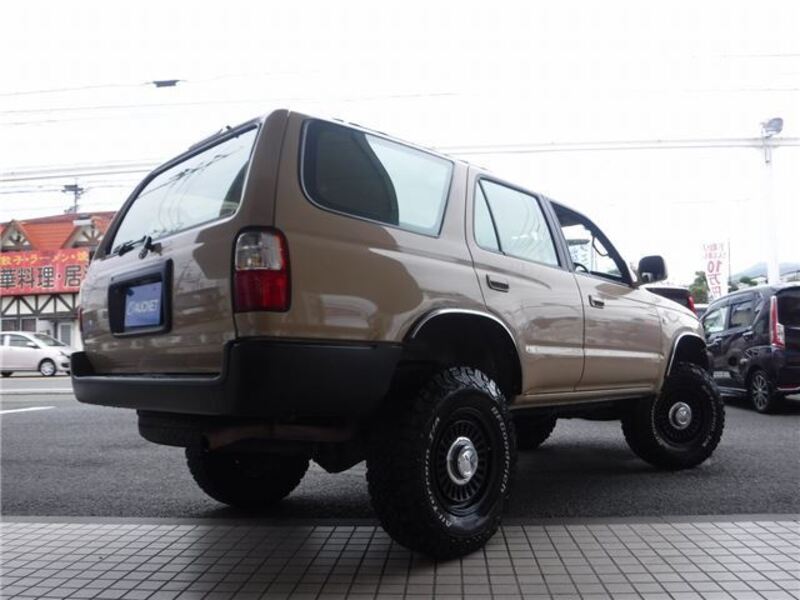 HILUX SURF