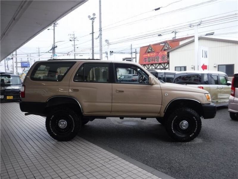HILUX SURF