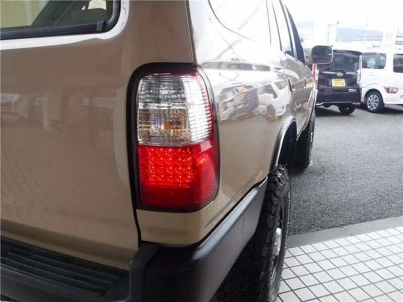 HILUX SURF