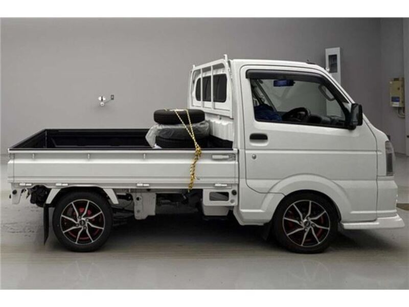 CARRY TRUCK