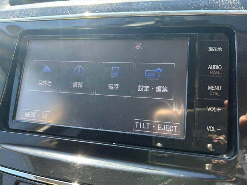 PRIUS ALPHA
