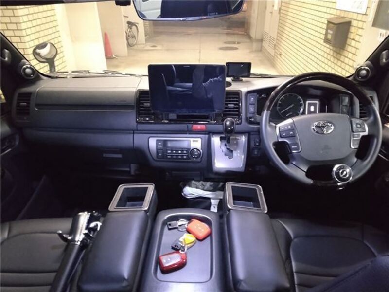 HIACE
