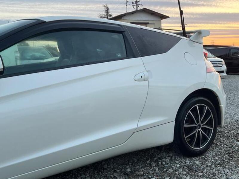 CR-Z