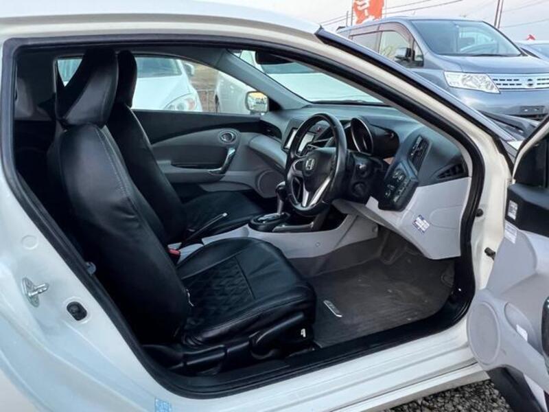 CR-Z