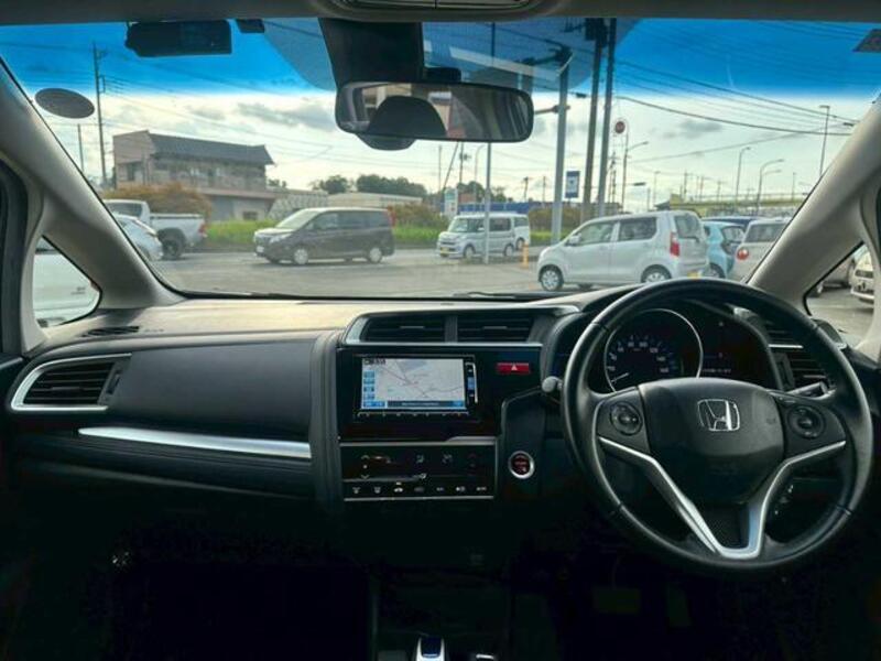 FIT HYBRID