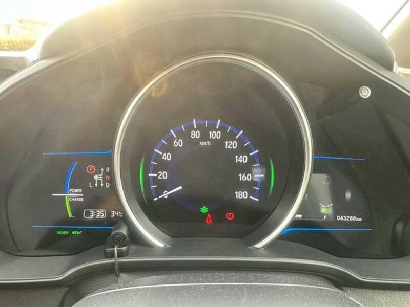 FIT HYBRID