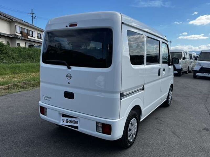 CLIPPER VAN