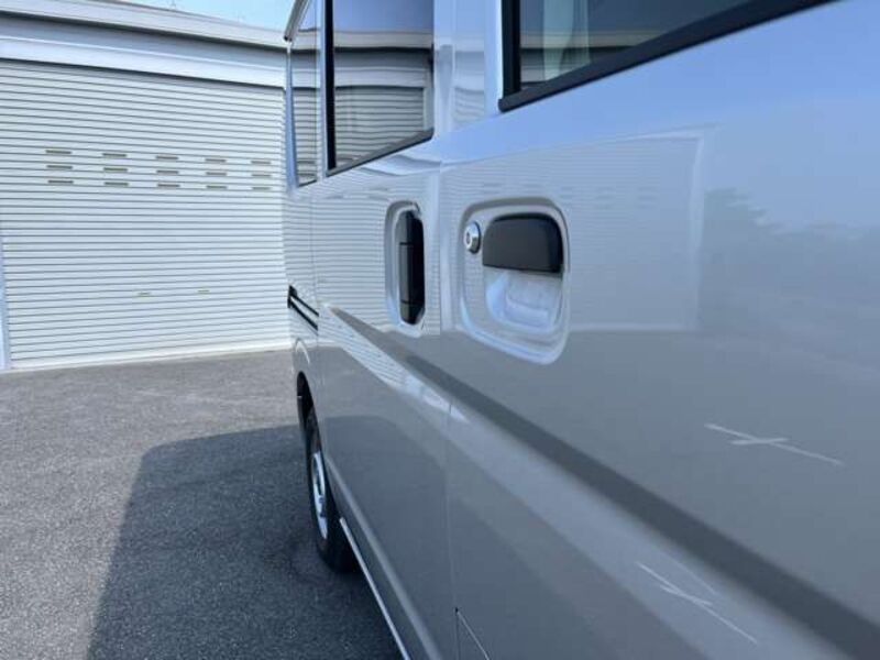 CLIPPER VAN