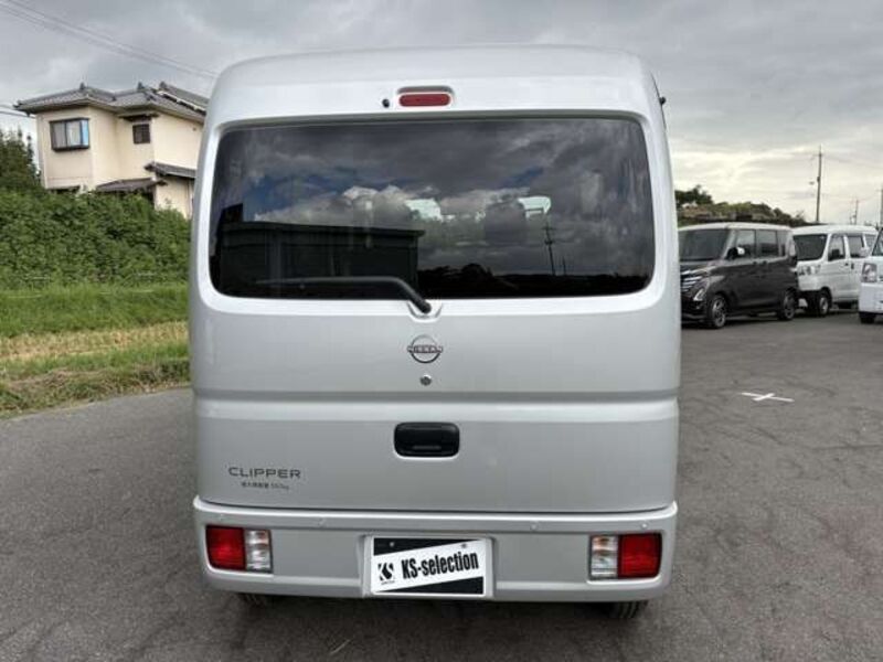 CLIPPER VAN