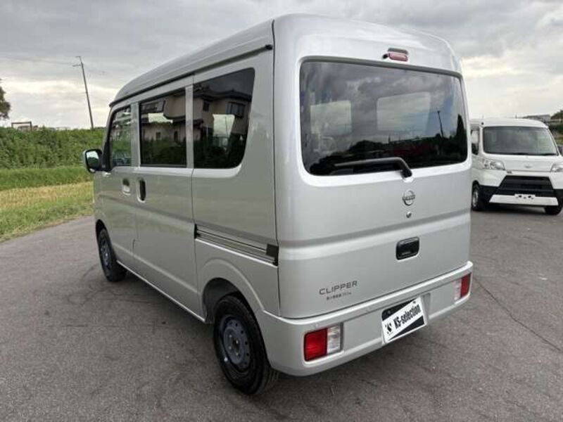 CLIPPER VAN