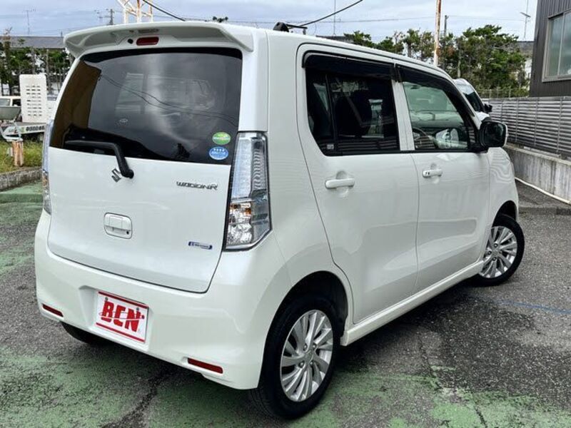 WAGON R