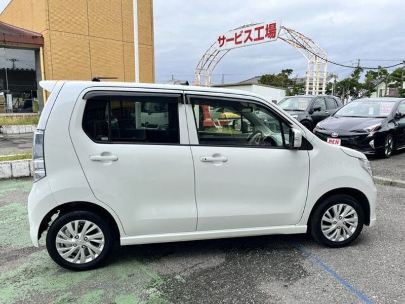 WAGON R