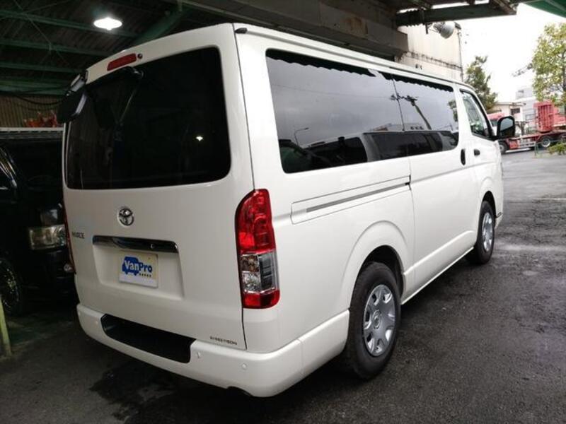 HIACE VAN