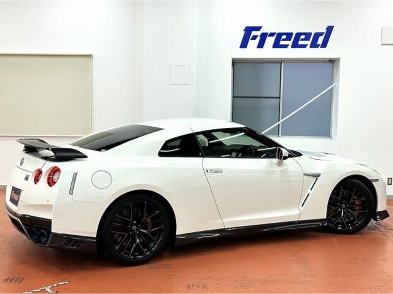 GT-R