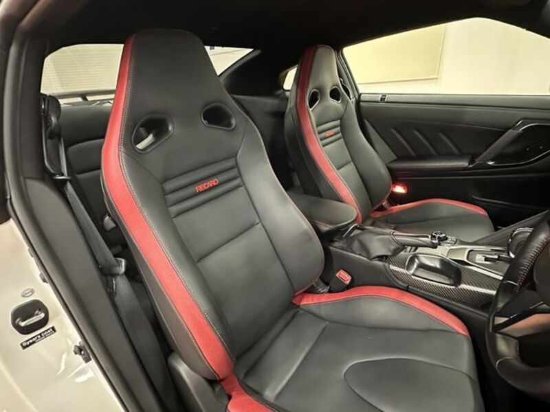 GT-R