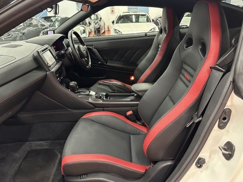 GT-R