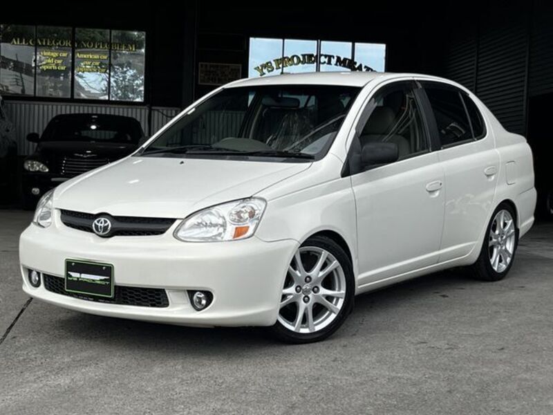 TOYOTA PLATZ